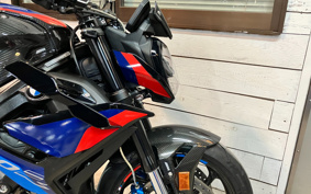 BMW M1000R 2024 0E81