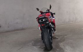 HONDA CBR600RR PC40