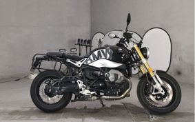 BMW R NINE T 2018 0J01