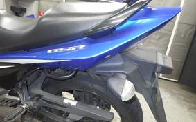 SUZUKI GSR250 2015