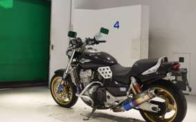 HONDA X4 LD 2000 SC38