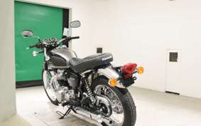 KAWASAKI W800 2025