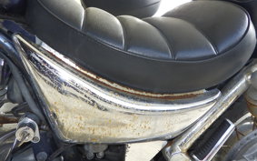 SUZUKI INTRUDER 750