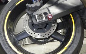 YAMAHA YZF-R1 2004