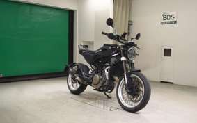 HUSQVARNA SVARTPILEN 401 2020