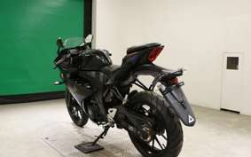 SUZUKI GSX-R125 2015 DL33B