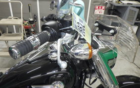 HARLEY FLBS 1870 2023