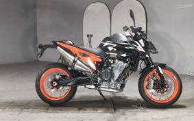 KTM 890 DUKE GP TU940