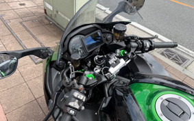 KAWASAKI NINJA H2 SX SE 2018 ZXT02A