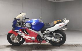 HONDA CBR600F 2000 PC35