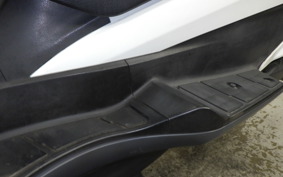 SUZUKI SKYWAVE 200 (Burgman 200)