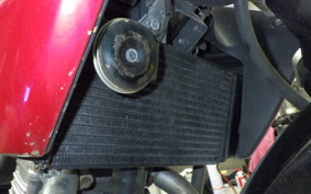 SUZUKI GSR250