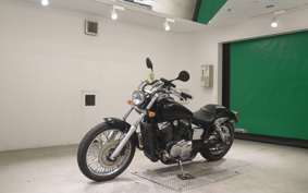 HONDA SHADOW 400 SLASHER 2000 NC40