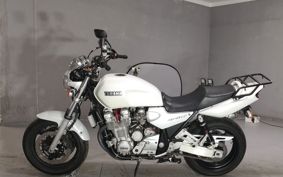 YAMAHA XJR1300 RP01J