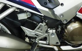 HONDA VFR800F 2019 RC79