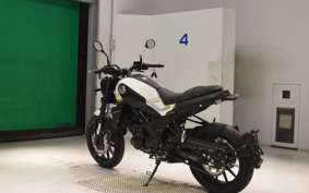 BENELLI レオンチーノ250