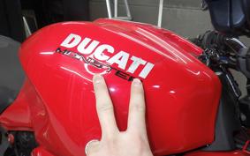 DUCATI MONSTER 821 2015