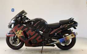 SUZUKI GSX-1300R HAYABUSA 2002