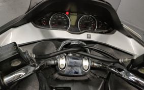 SUZUKI SKYWAVE 250M CJ45A