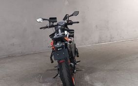 KTM 890 DUKE GT 2024 TU940