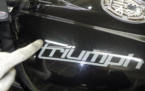 TRIUMPH DAYTONA 675 ABS 2015