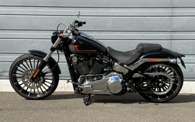 HARLEY FXBR 2023 YEZ
