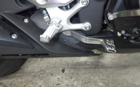 YAMAHA YZF-R3 2021 RH13J