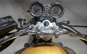 TRIUMPH ADVENTURE 2008 TC399J