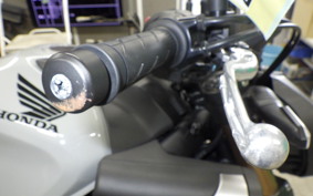 HONDA CB650R E-Clutch 2024 RH17