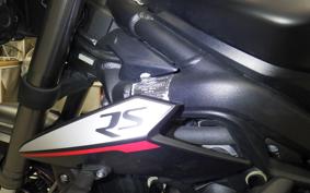 TRIUMPH STREET TRIPLE RS 2019
