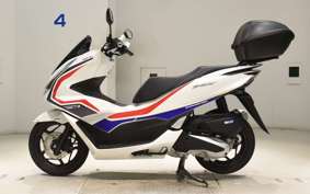 HONDA PCX 125 2003 JK05
