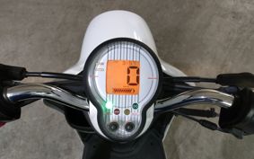 YAMAHA E-VINO SY11J