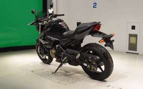 YAMAHA XJ6 N 2013