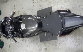 YAMAHA YZF-R1 2016