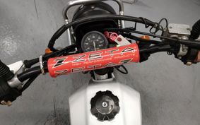 SUZUKI DJEBEL200 SH42A