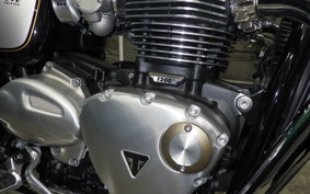 TRIUMPH BONNEVILLE T120 2025