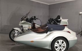 HONDA GL1500 GOLD WING 2000 SC22