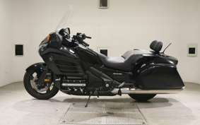 HONDA GL 1800 GOLD WING F6B SC68