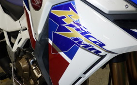 HONDA CRF1100L AFRICA TWIN 2021 SD10