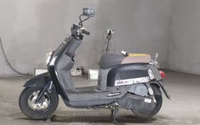 YAMAHA CUXI 100 C1DW