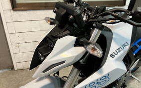 SUZUKI GSX-8S 2024 EM1AA