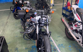 HARLEY FXBR 2023 YEZ