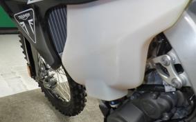 TRIUMPH TF250-E 2014