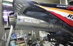 HONDA CBR1000RR 2004 SC57