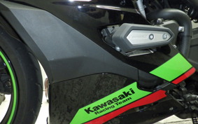 KAWASAKI ZX-25R ZX250E