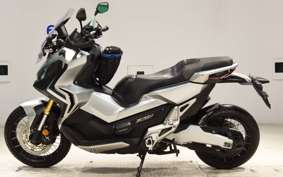 HONDA X-ADV 750 2017 RC95