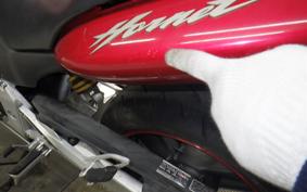 HONDA HORNET 250 2001 MC31