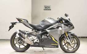 HONDA CBR250RR MC51
