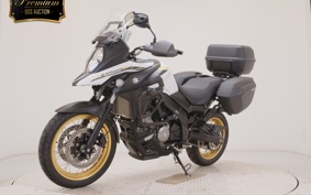 SUZUKI DL650 ( V-Strom 650 ) XTA 2025 C733M
