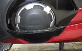 HONDA NM4 VULTUS -02 2017 RC82